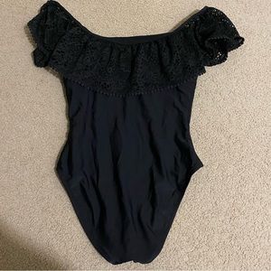 One piece off shoulder swim suit